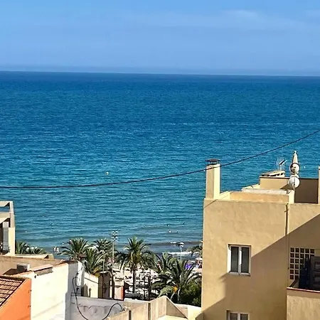 Historic Charm With Terrace And Sea Views *